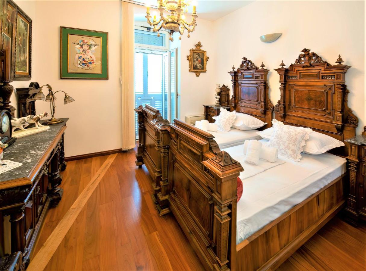 Royal Heritage Apartment In Split Center Esterno foto