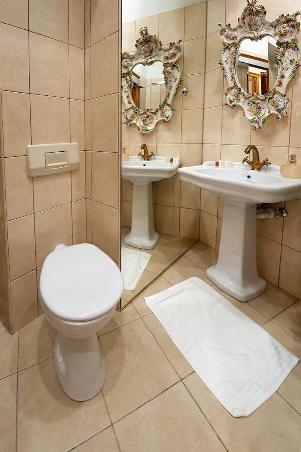Royal Heritage Apartment In Split Center Esterno foto
